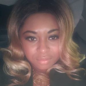 Meet your Posher, Ebony